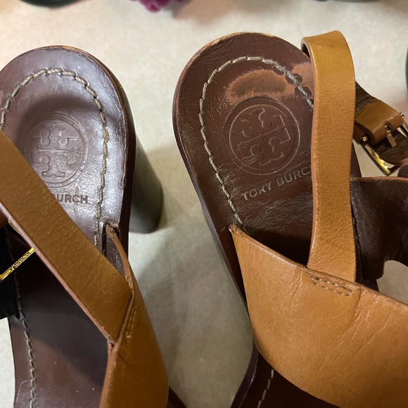 Tory Burch Thames Sandals - Picture 9 of 9